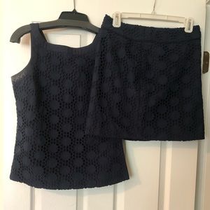 Vineyard Vines eyelet top and skirt set. Navy. Size 2